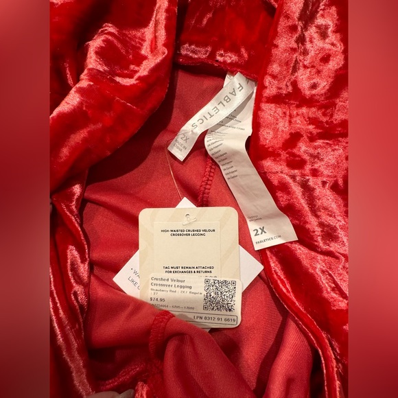 Fabletics Plus Velvet Leggings ❤️ - Picture 5 of 12